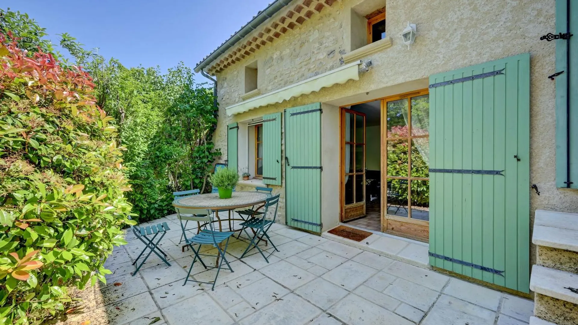 Gites des Korrigans Forcalquier Hébergement de vacances
