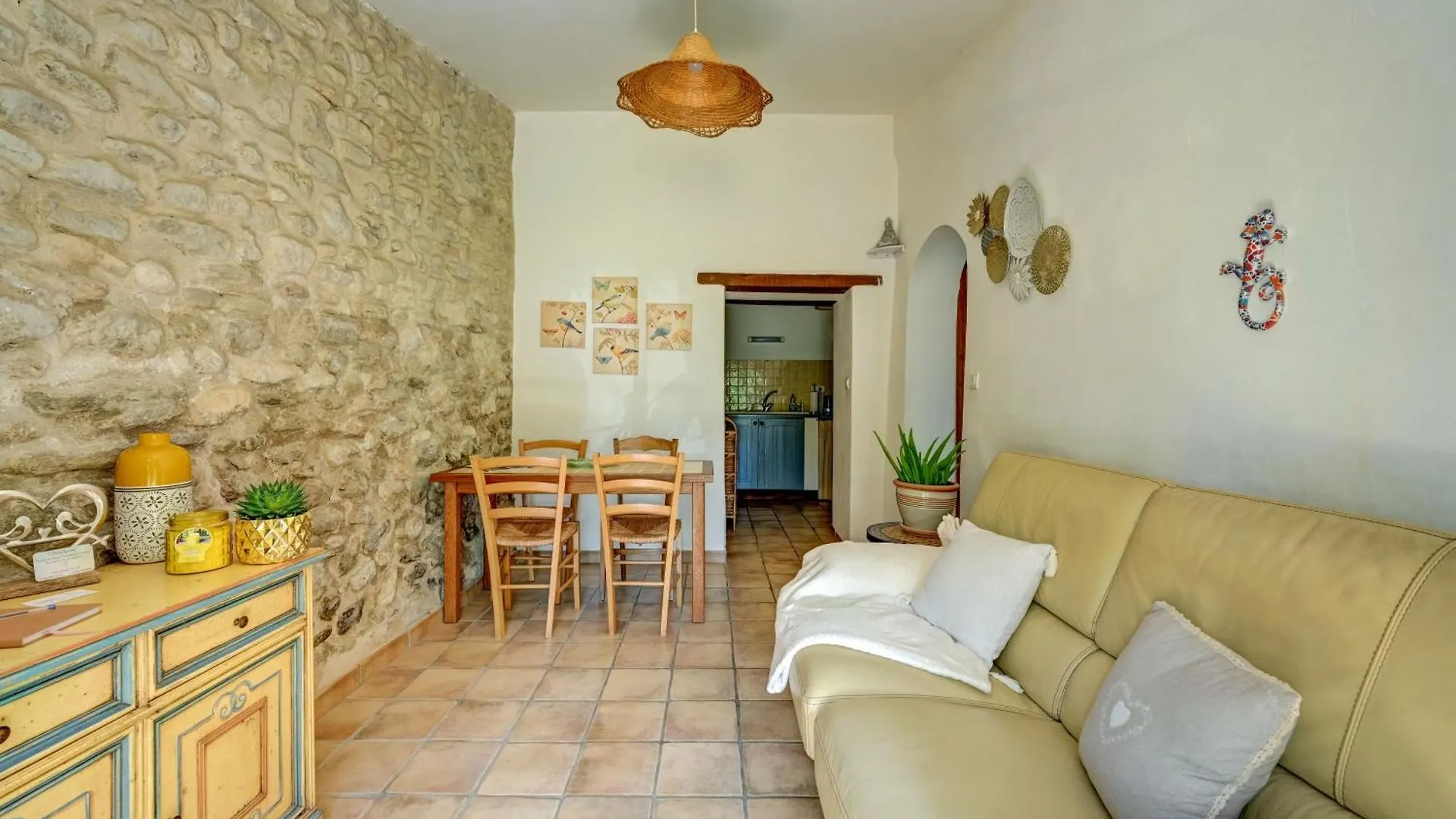 Hébergement de vacances Gites des Korrigans Forcalquier