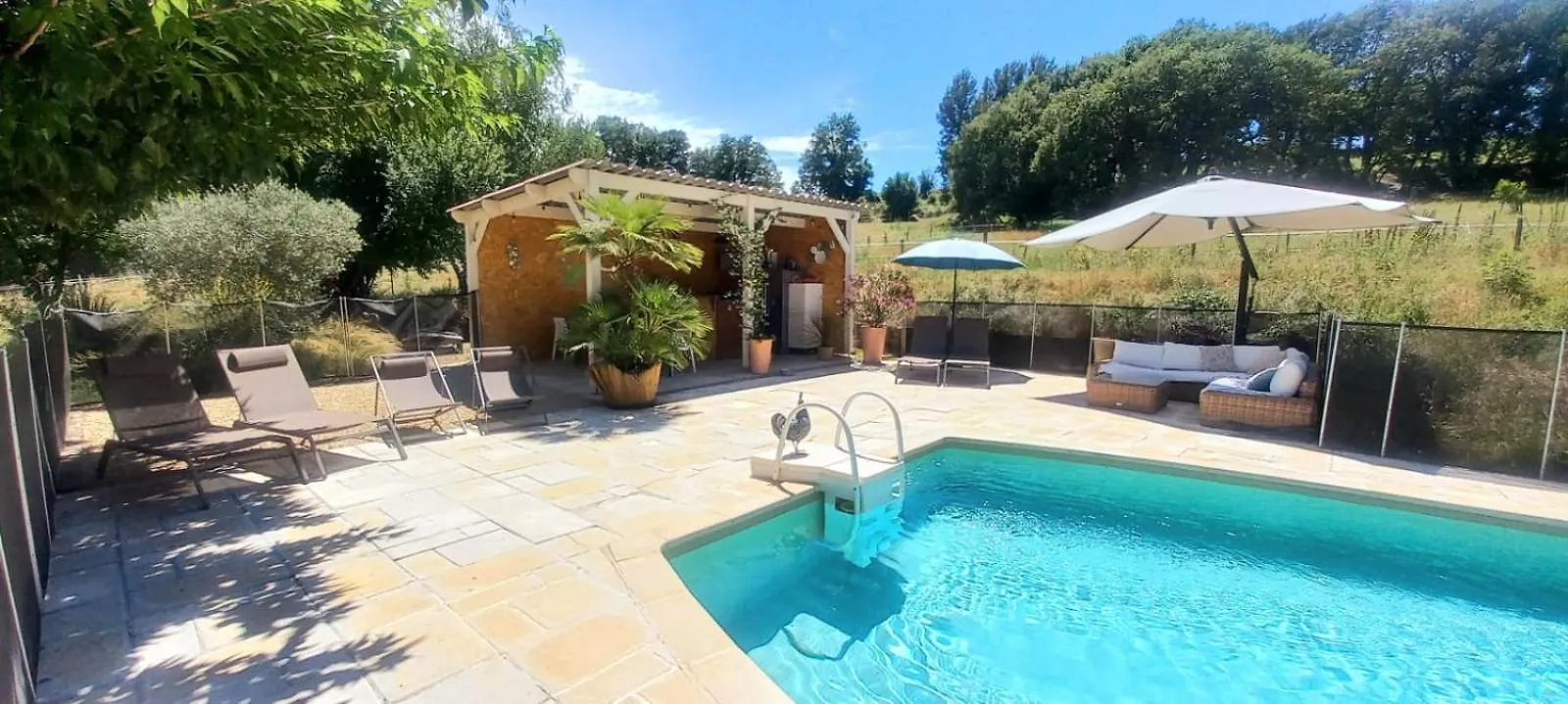 Gites des Korrigans Forcalquier Hébergement de vacances